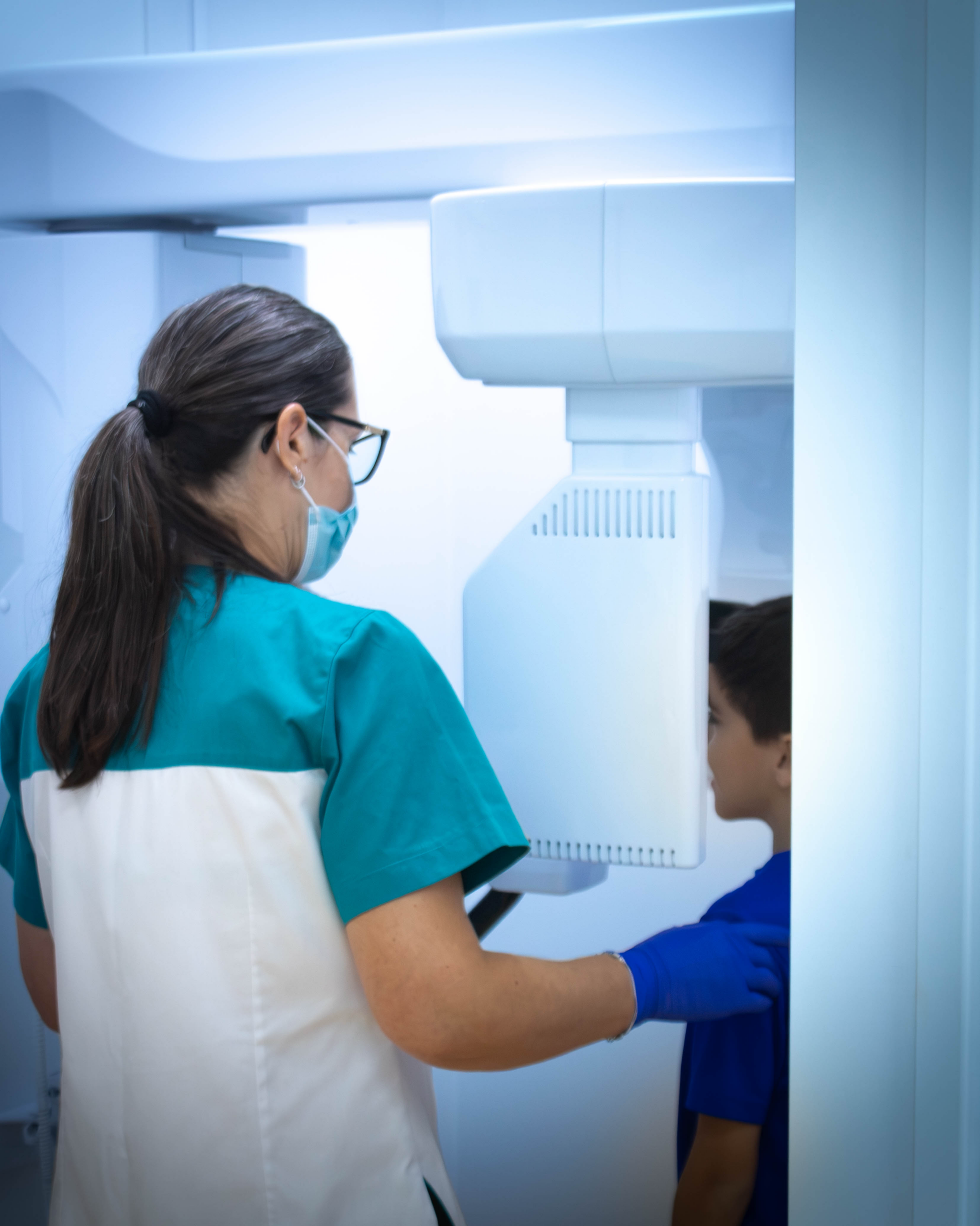 Equipamento de imagiologia tridimensional CBCT